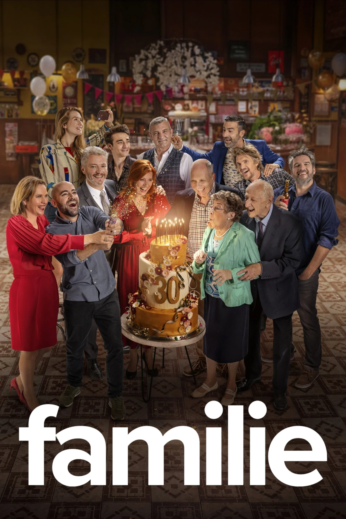 Постер сериалаСемья