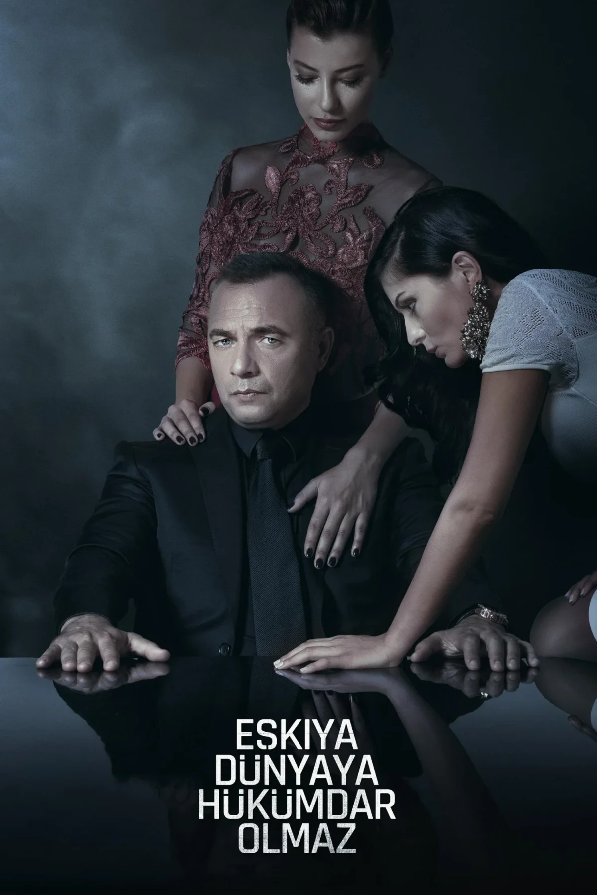 Постер сериалаМафия не может править миром