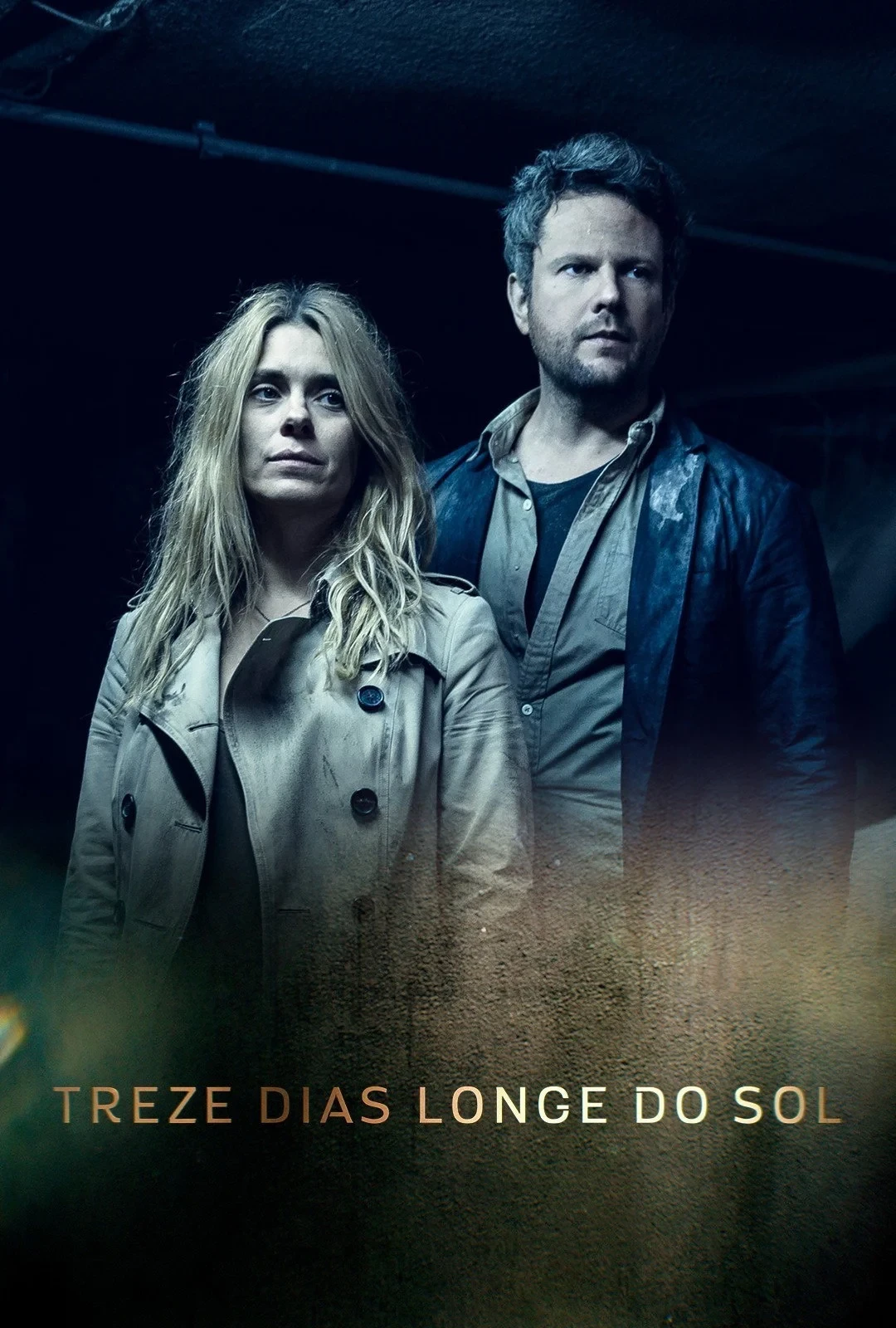 Постер сериала13 дней вдали от солнца